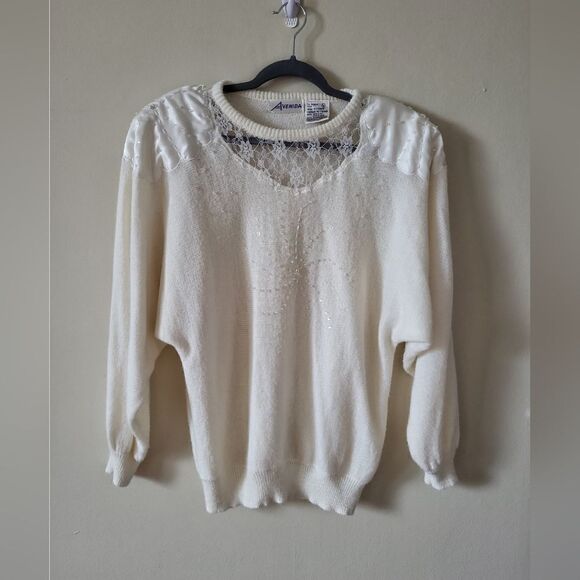 Vintage Sweaters - Vintage White Beaded Sweater